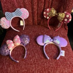 DISNEY EARS
