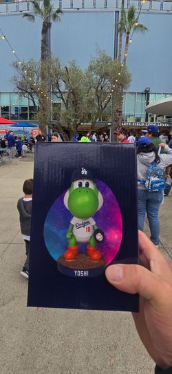 Yoshi Dodger bobblehead