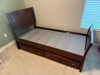 Twin sleigh bed frame with trundle storage