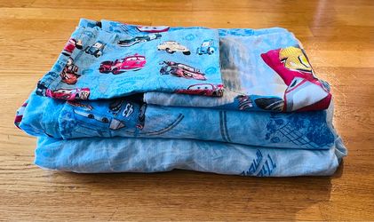Disney Cars Cotton KidsTwin Size Bed Set: Comforter/Duvet cover,2 Pillowcases,Fitted Sheet