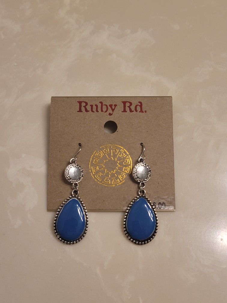 Ruby Rd Silver and Blue Dangle Earrings