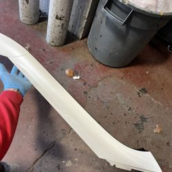 2009 Nissan 370z NISMO pillar / Moulding