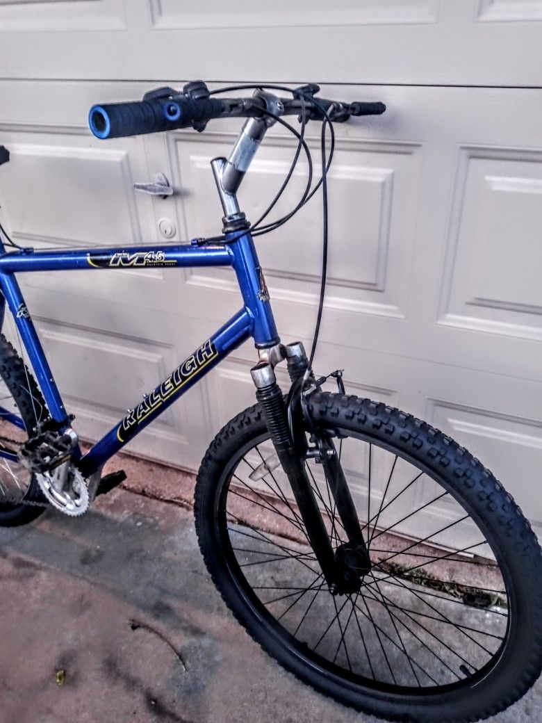 Raleigh m45 mountain bike price hot sale
