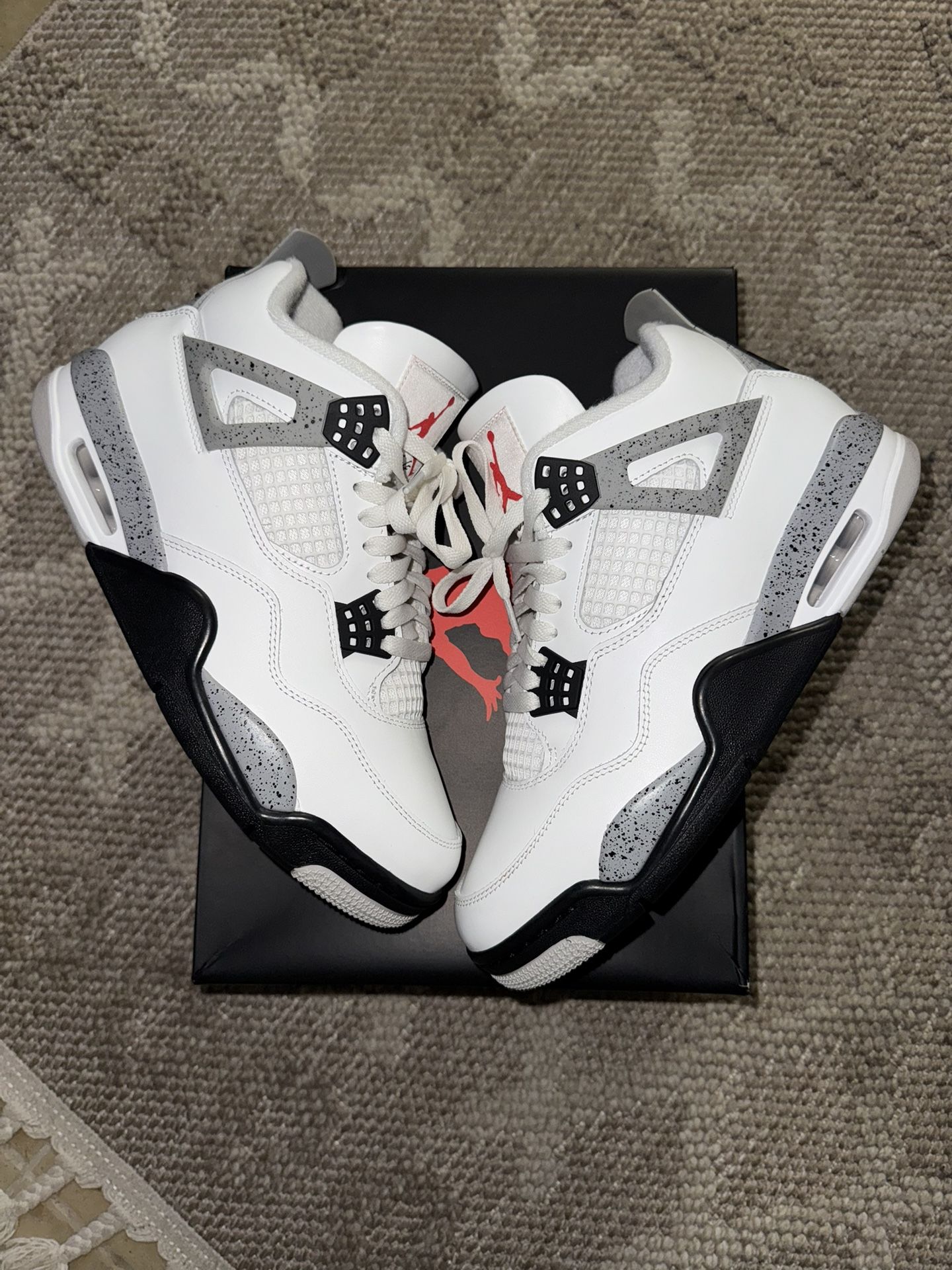 Like New Air Jordan 4 White Cement- Size 9.5 Men’s- 180.00