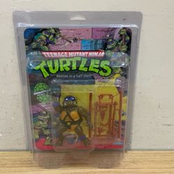1988 TEENAGE MUTANT NINJA TURTLES DONATELLO.
