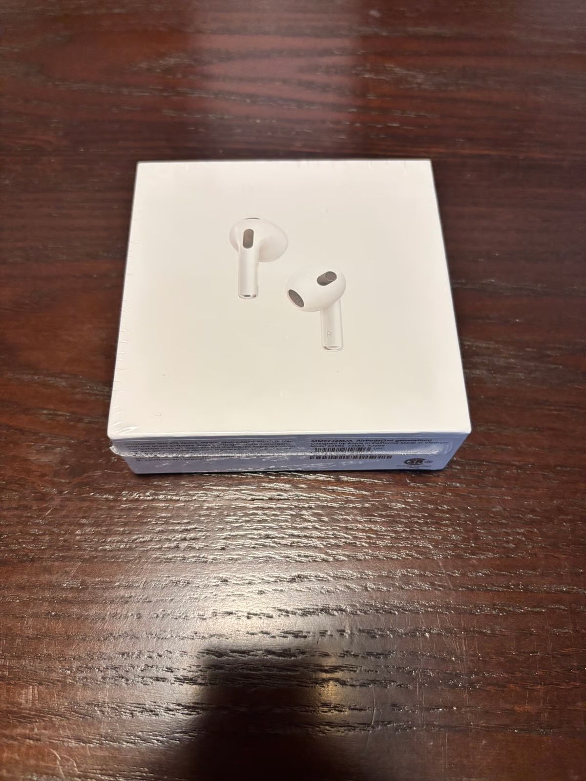 AirPods Gen 3 