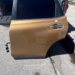 2014-2020 NISSAN ROGUÉ REAR DOOR 