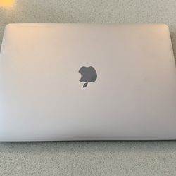 MacBook Pro  (13-inch, 2020, Two Thunderbolt 3 ports)