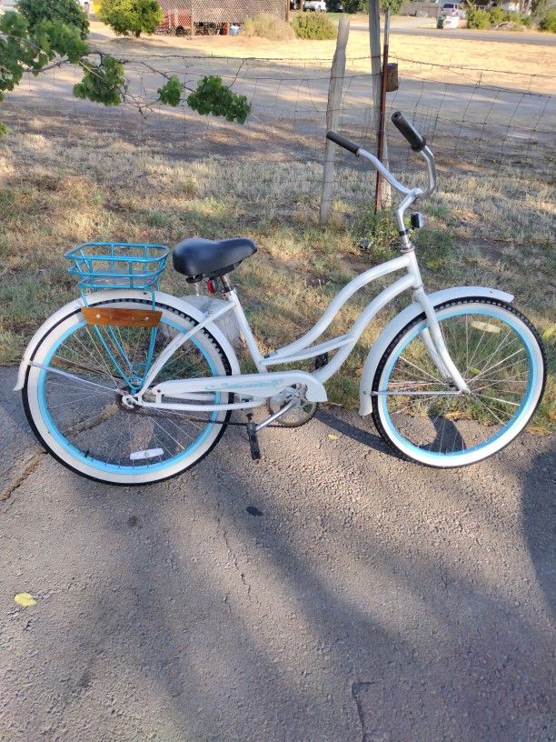 26 INCH Beach Cruiser Best Offer