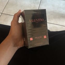 valentino cologne