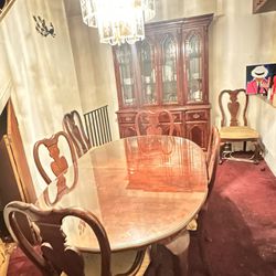 China Cabinet and Dining Room Set With 6 Chairs
