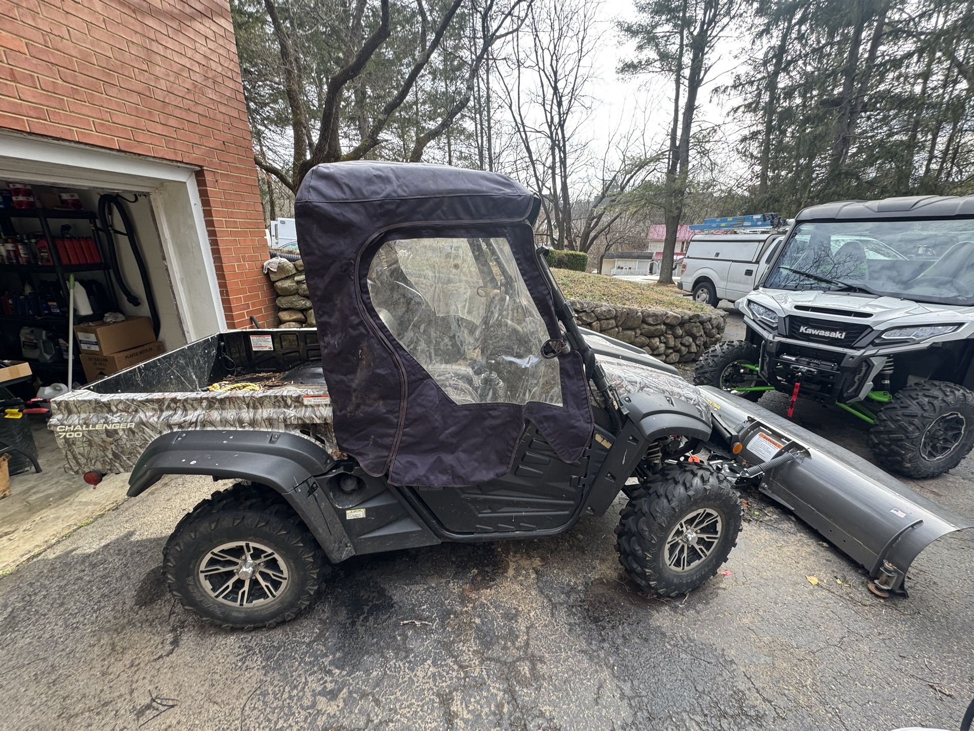 2015 Cub Cadet Challenger 700
