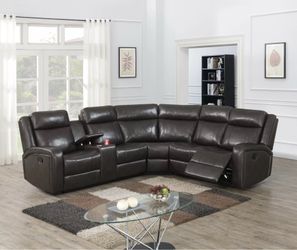 Manual Reclining Sectional + Console + Cup Holder (P) $999 FREE LOCAL DELIVERY