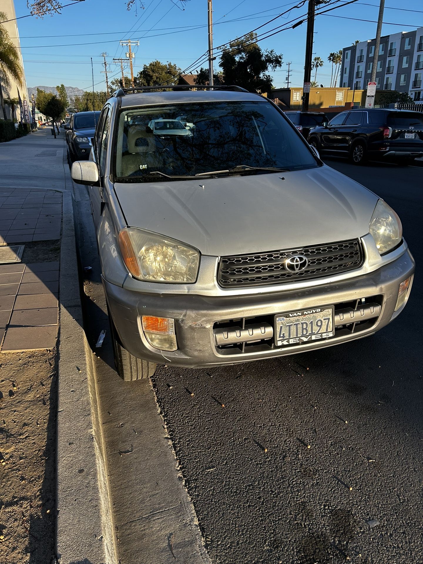 Toyota Rav 4 2001 for Sale in Los Angeles, CA - OfferUp