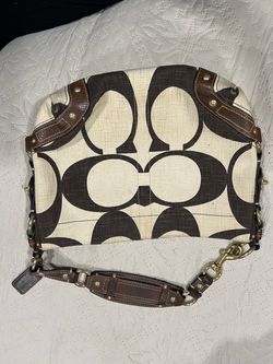 Vintage Carly Cream coach shoulder bag