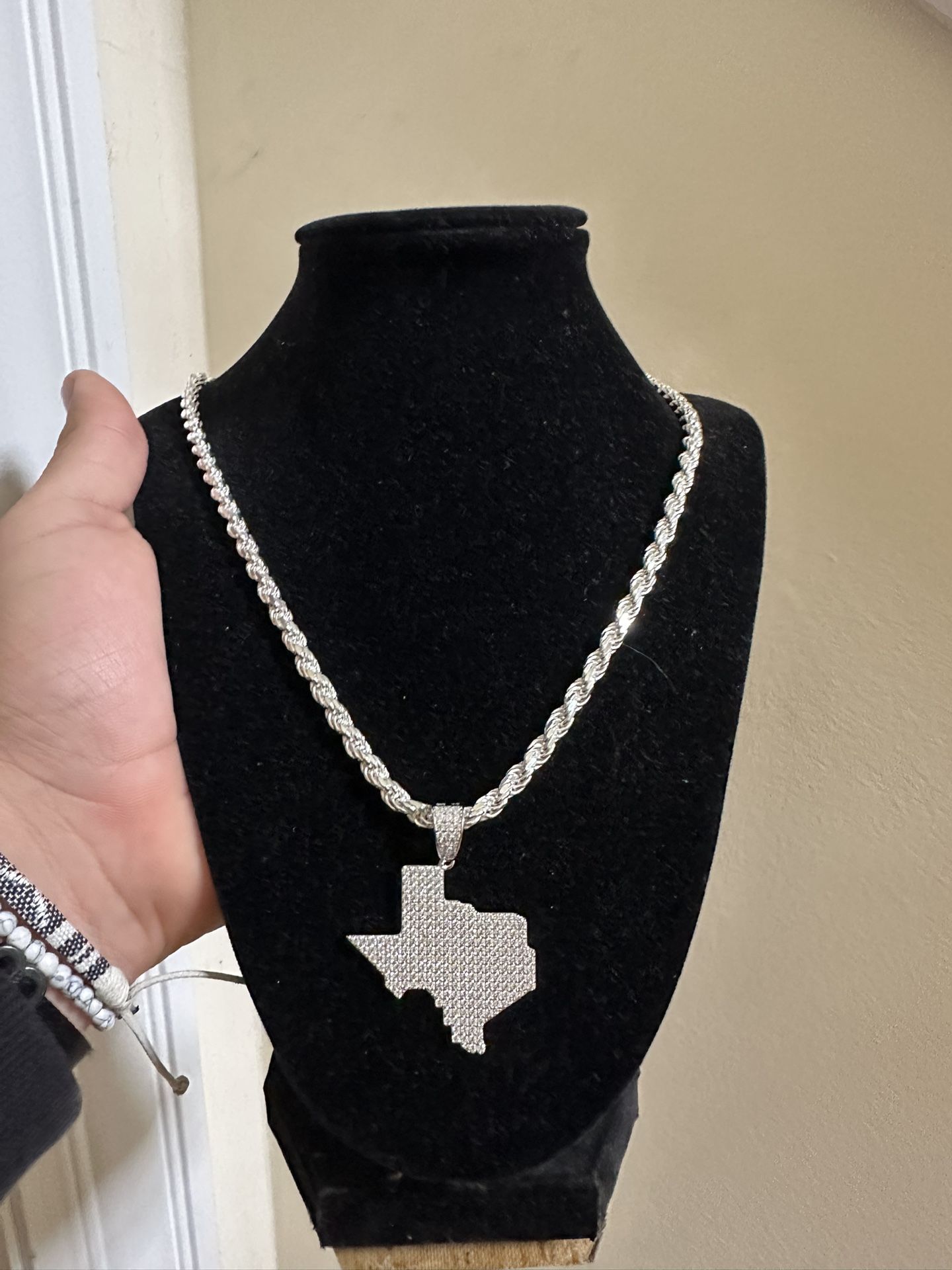 Sterling Silver Rope Chain And Texas Pendant