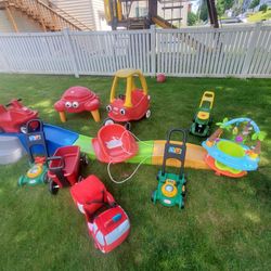 1) Step 2 Child Roller Coaster 2) Little Tykes  Crab Sandbox 3) John Deer Tractor 4) Flexible  Flyer Sled 5) Lawn Mower Little Tykes With Gas Can 6) 