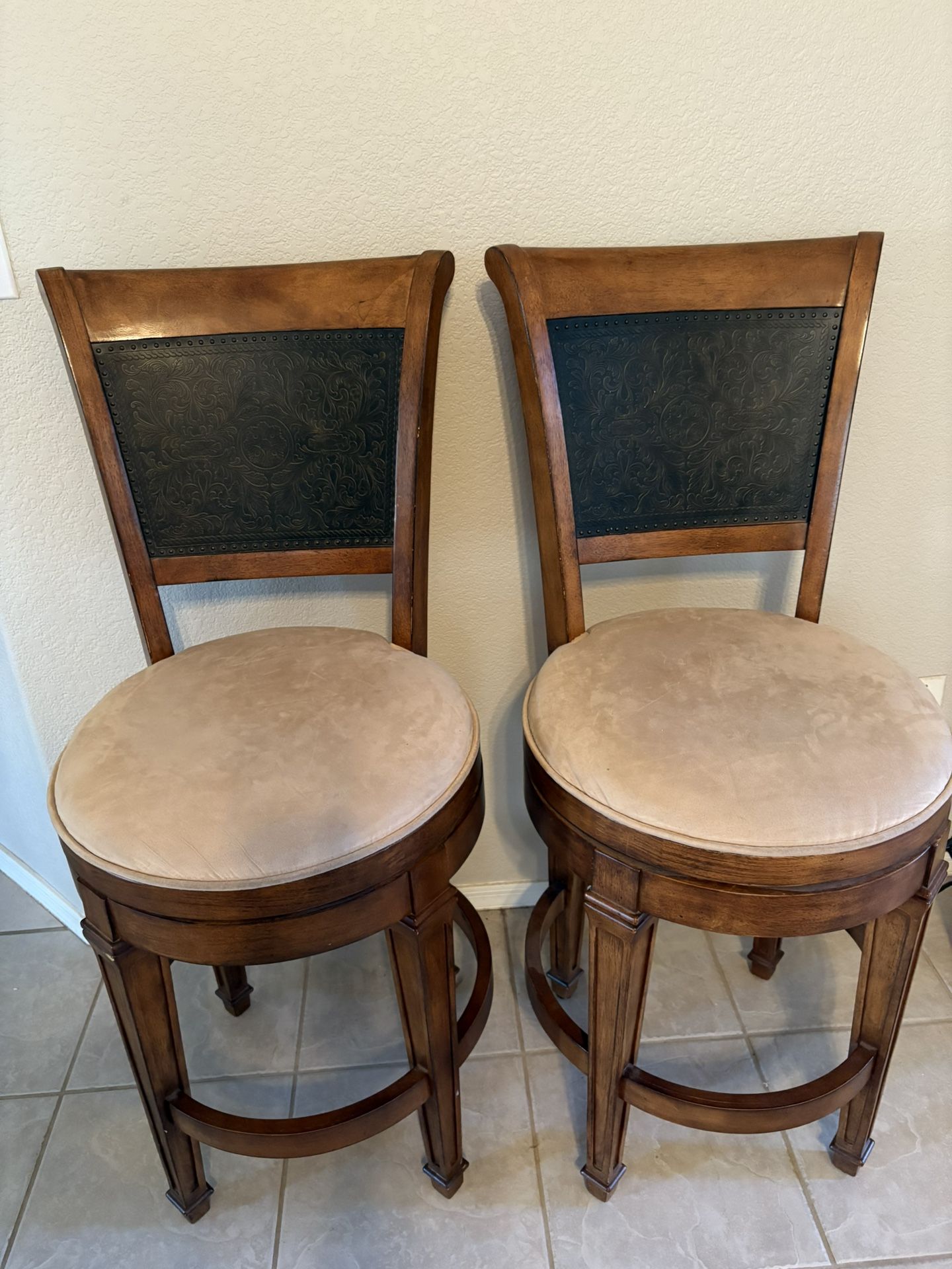 High Quality Stools (2)