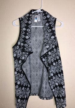 Society Girl Cardigan Vest (Size Small)