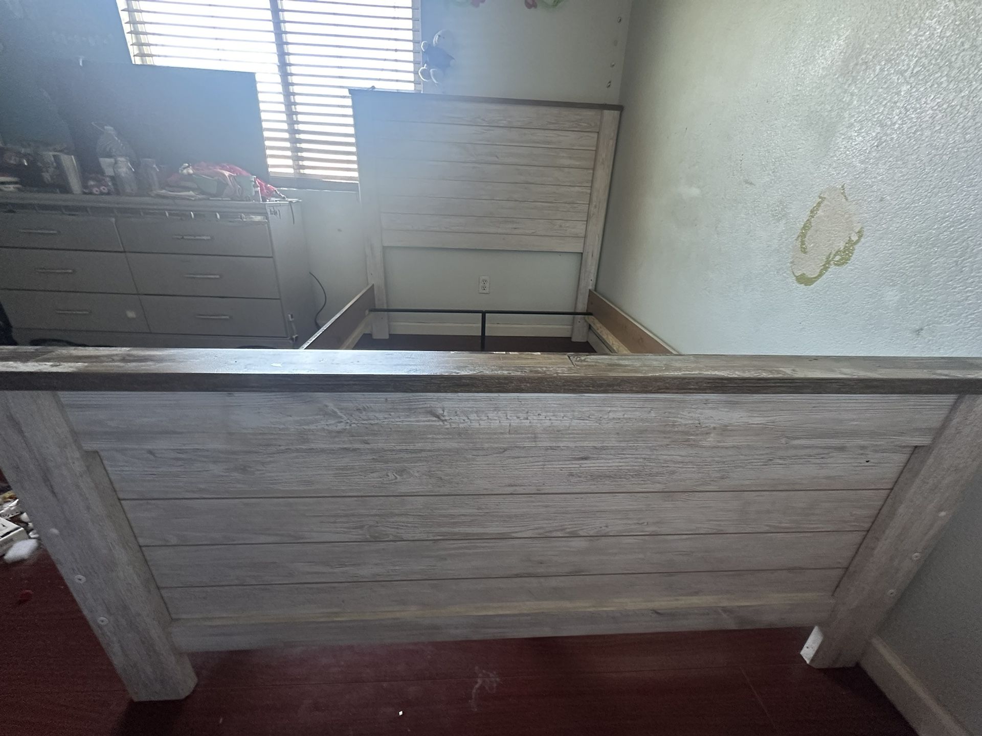 Full Bed frame w/ Box Spring