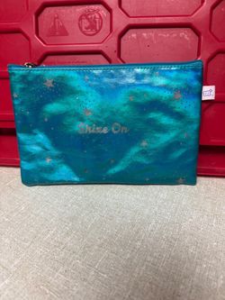 Free Shine On Pouch