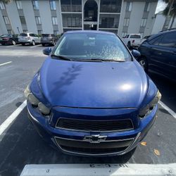 2013 Chevrolet Sonic LTZ Hatchback Sedan 4D