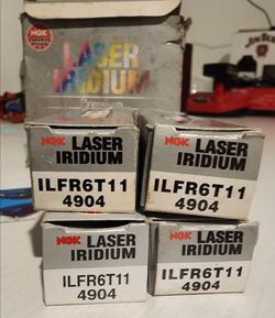 2005-2013 Toyota tacoma 2.7 NGK Spark plugs