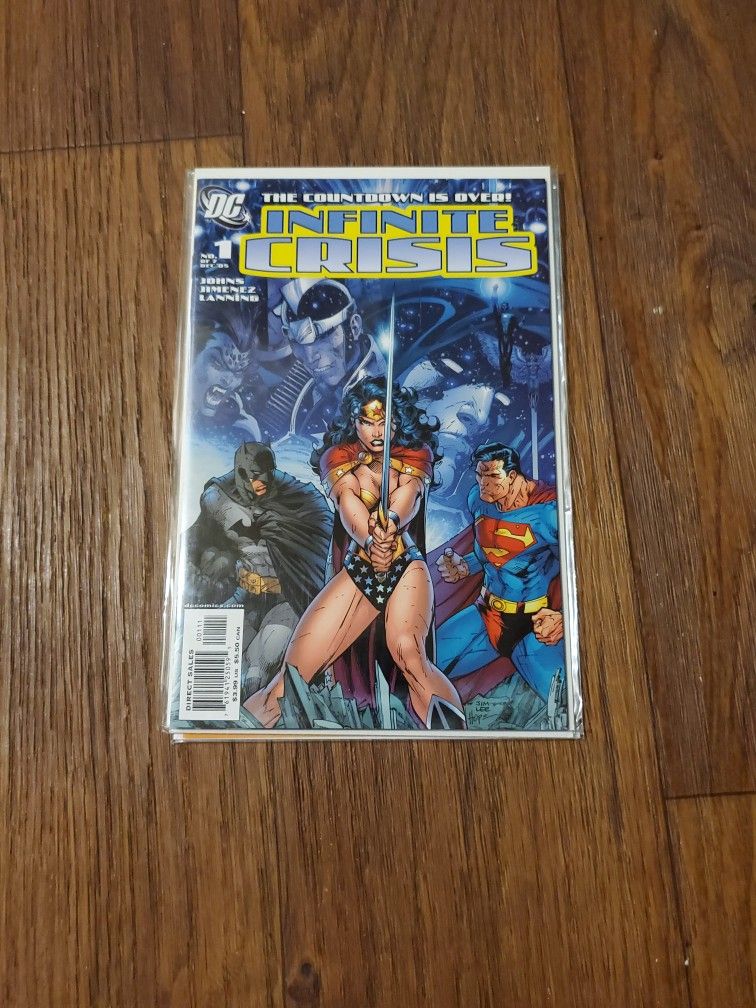 Infinite Crisis #1.