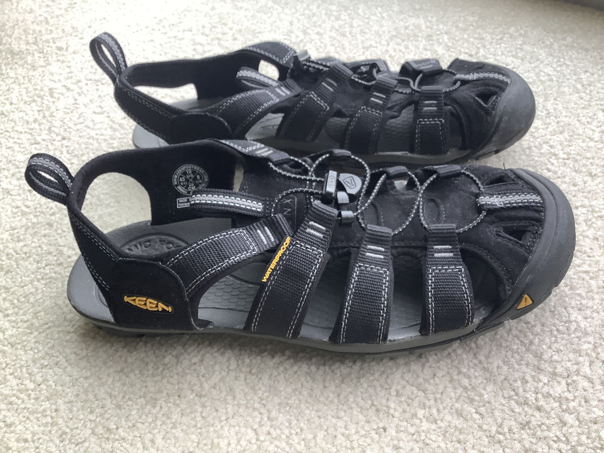 Keen Men’s Sandals 