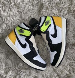 Jordan 1 Retro High “Volt”