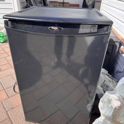 Under counter Refrigerator 