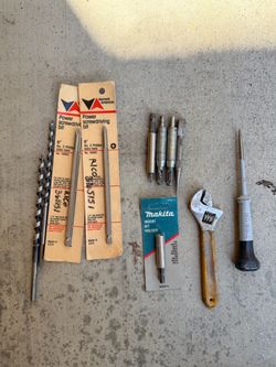 Vintage & New Tool Lot – Vermont American Bits, Makita Bit Holder & More