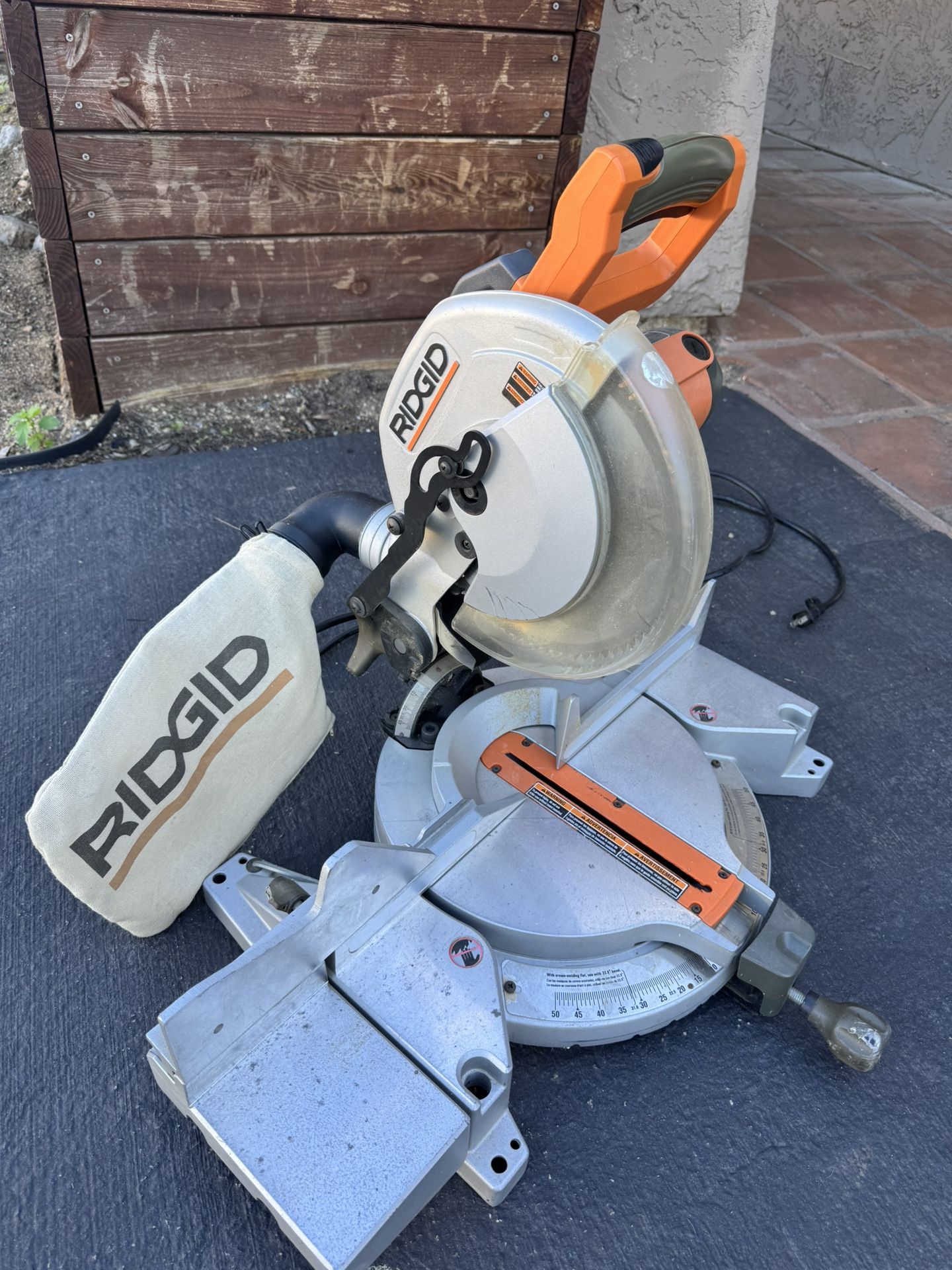 Miter saw 