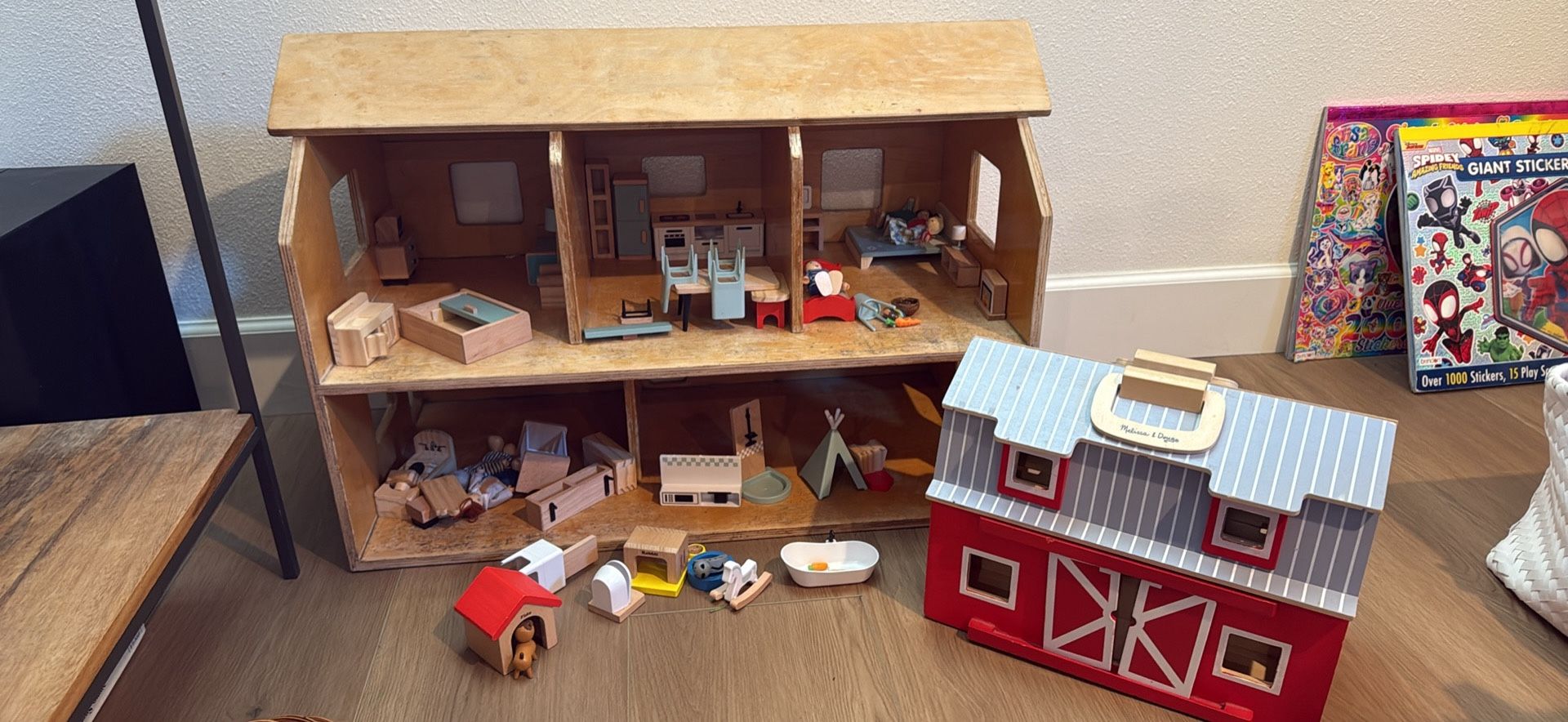 Doll House and Farm House
