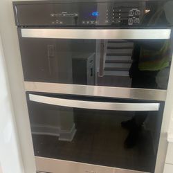 Like New.  2 Months Old.  Wall oven Whirlpool 