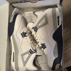 Jordan 4 Midnight Navy
