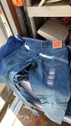 New Levi’s size 28 30