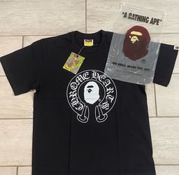 Size Large Bape tee 20$