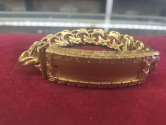 10ksolid gold bracelet 117.2 grams layaway available 10% Dwon if you interested please make sure you ask for Maribel thank you