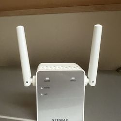 new netgear ac750 wifi range extender ex3700 