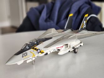 F14 tomcat model