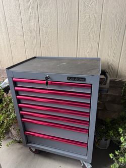 Tool dorm tool cabinet