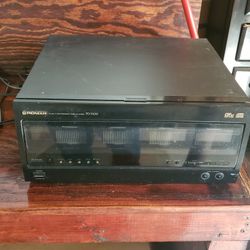Pioneer 100 Disc Player PD-F100