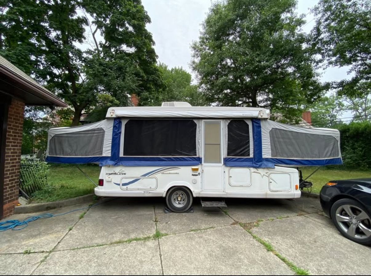 2002 Starcraft Constellation Comet