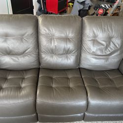 Warwick Leather Power Sofa! Very Nice/Soft!