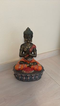 Decorative Buddha Statue Figurine