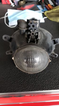 BMW 325i E46 Fog Lamp.
