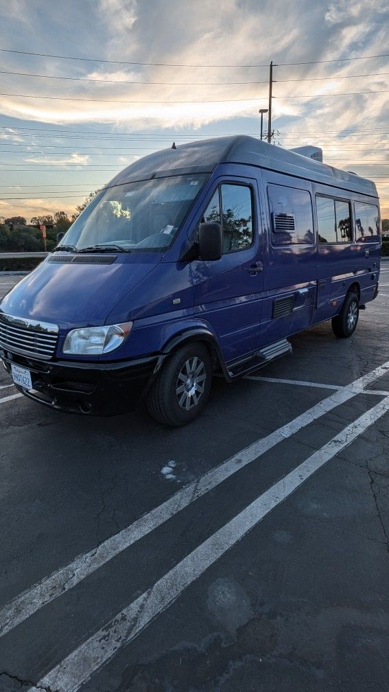 2004 Freightliner MB cruiser