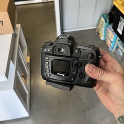 Nikon D70 Bundle