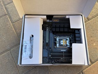 Ryzen 7 7800X3D + ASUS B650 TUF WIFI (Gaming Combo)